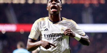 Real Madrid CF vende la manga de su camiseta a HP por 70 millones por temporada