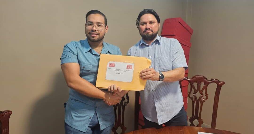 FRP Islas de la Bahia presenta planillas para inscripcion