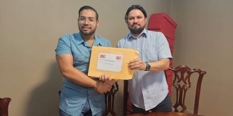 FRP Islas de la Bahia presenta planillas para inscripcion