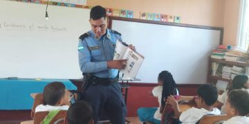 Policia de Islas de la Bahia brindan capacitacion