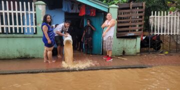 DEPRESION  TROPICAL SARA COMIENZA A GOLPEAR A I.B.