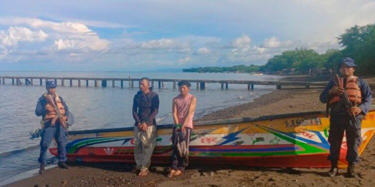 La Fuerza Naval de Nicaragua retiene a dos hondureños por pesca ilegal