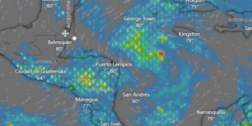 HONDURAS EN ALERTA POR TORMENTA TROPICAL SARA