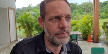 ALCALDE DE ROATAN TOMA LA DESICION DE ENTREGAR QUIROFANO Y SALA DE EMERGENCIA