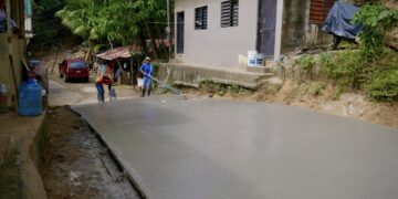 Alcaldia de Roatan realiza trabajos en Monte Carmelo.