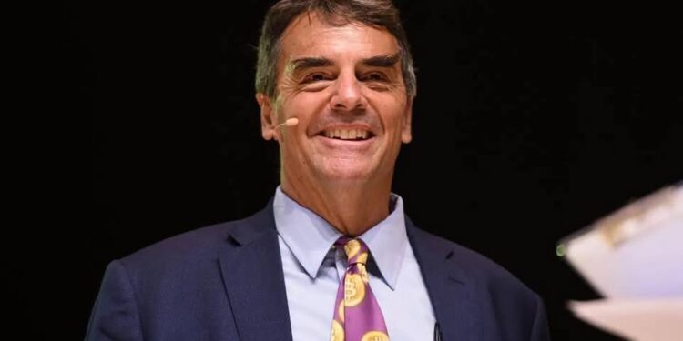 Próspera, junto al inversionista Tim Draper, lanza en Roatán una competencia de startups